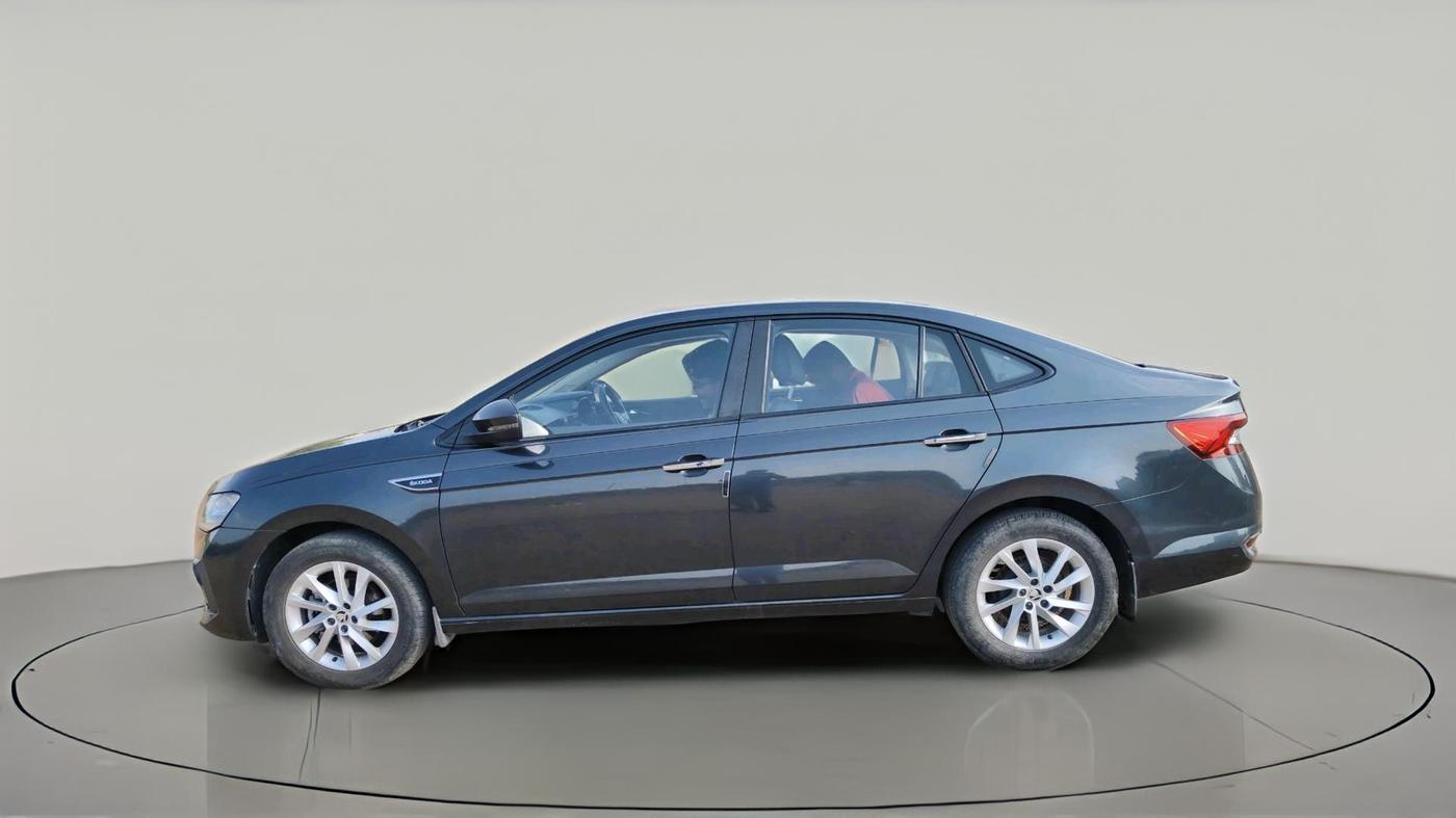 2022 Skoda SLAVIA AMBITION 1.0L TSI MT, Petrol, Manual, 17,724 km, exterior