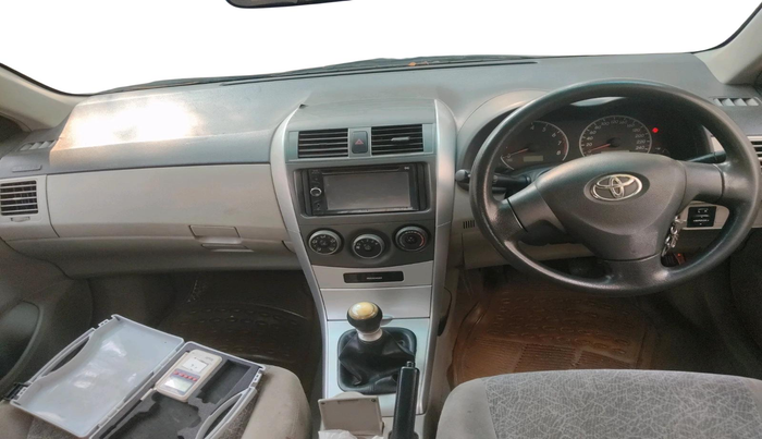 2012 Toyota Corolla Altis J PETROL, Petrol, Manual, 1,54,561 km, interior
