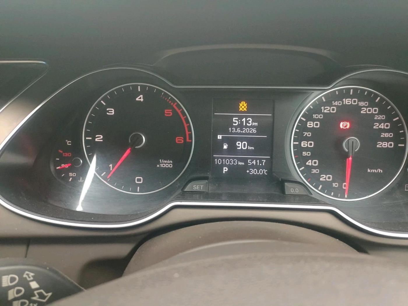 2014 Audi A4 2.0 TDI 142BHP PREMIUM, Diesel, Automatic, 1,01,033 km, interior