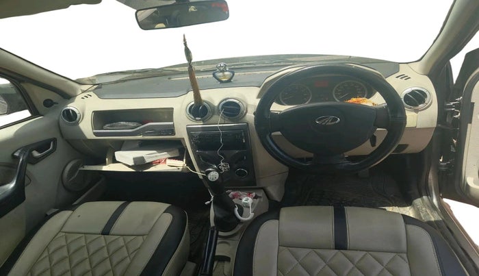 2014 Mahindra Verito 1.5 D4, Diesel, Manual, 2,28,137 km, interior