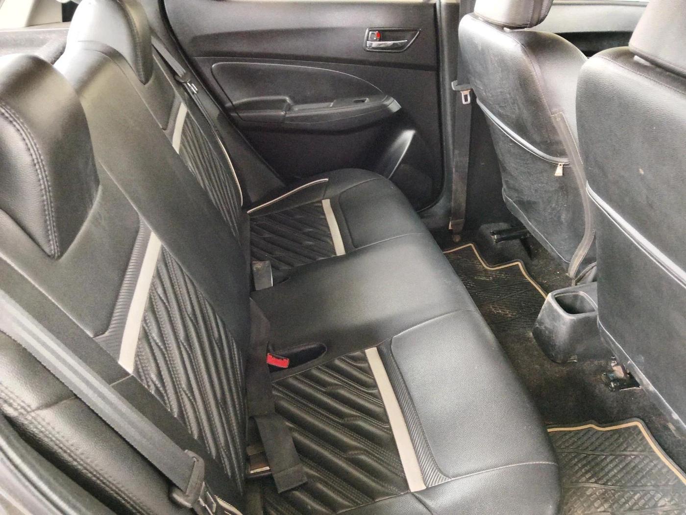 2018 Maruti Swift VXI AMT, Petrol, Automatic, 10,457 km, interior