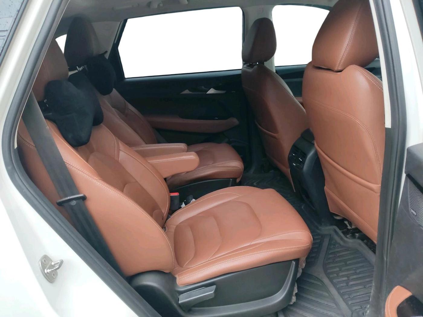 2022 MG HECTOR PLUS SHARP 1.5 PETROL TURBO CVT 6-STR, Petrol, Automatic, 65,268 km, interior