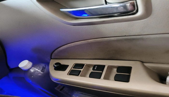 2013 Maruti Swift Dzire LDI, Diesel, Manual, 1,21,437 km, interior