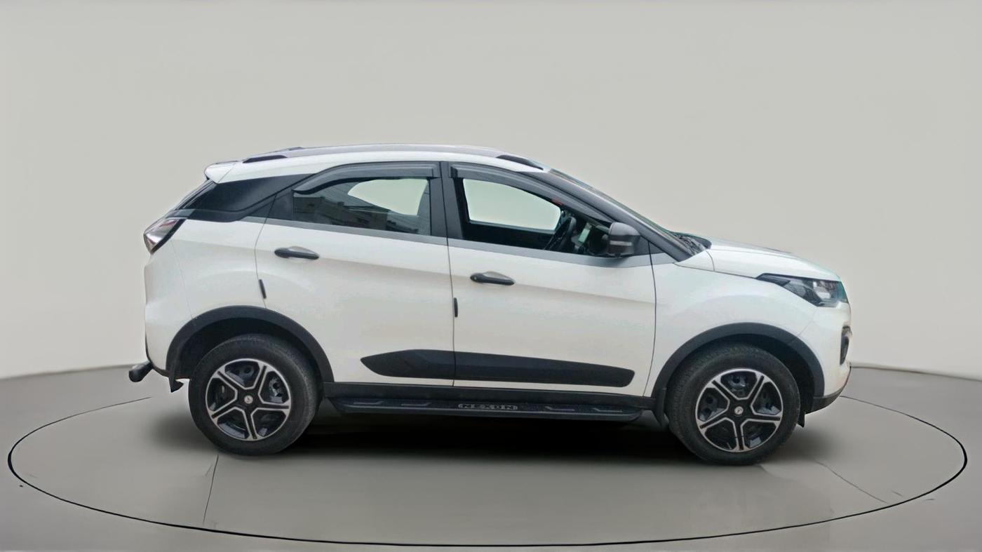 2020 Tata NEXON XE PETROL, Petrol, Manual, 40,279 km, exterior