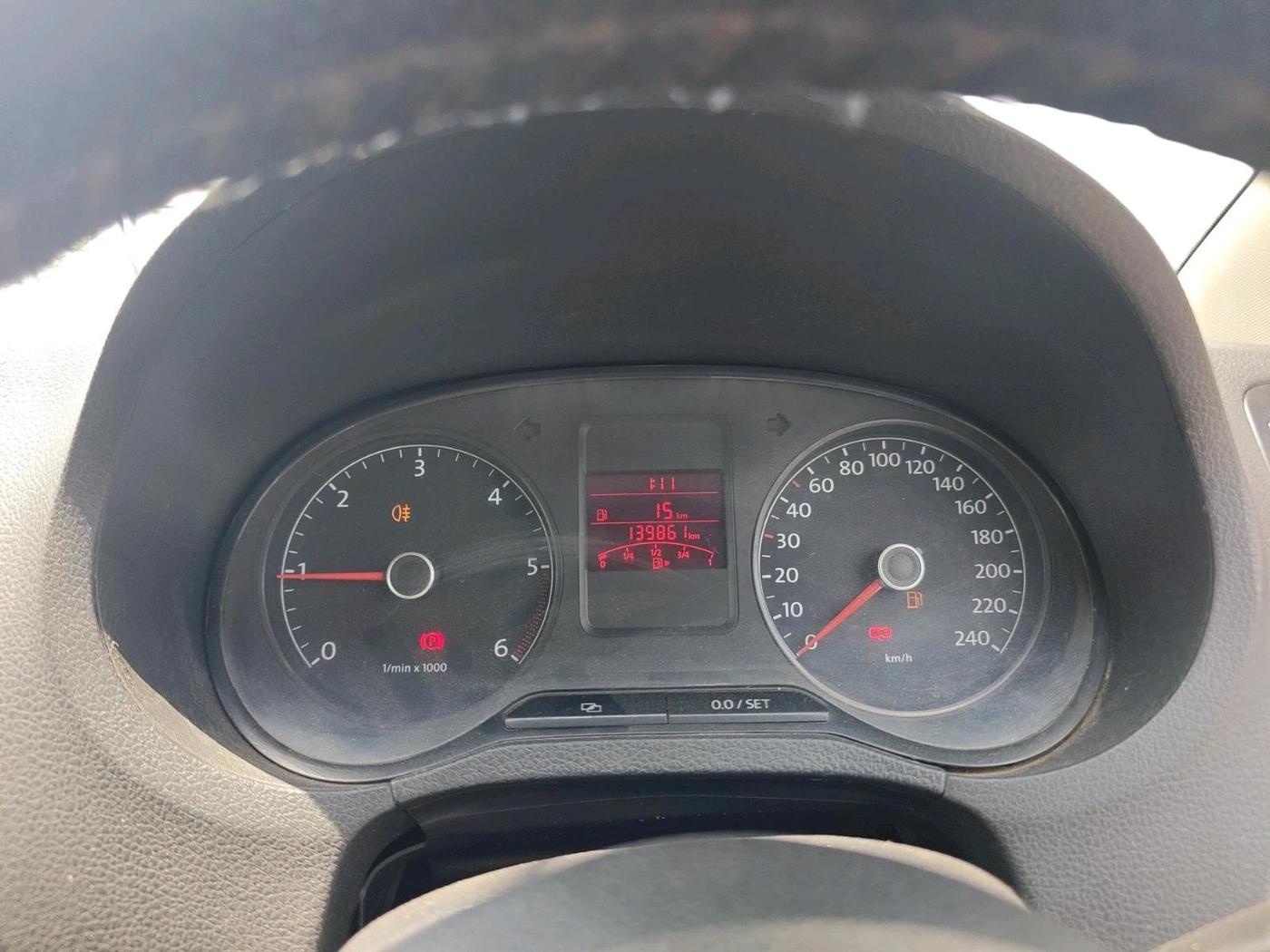 2012 Volkswagen Polo HIGHLINE DIESEL, Diesel, Manual, 1,39,861 km, interior