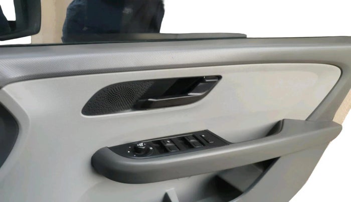 2021 Tata ALTROZ XT DIESEL, Diesel, Manual, 49,432 km, interior