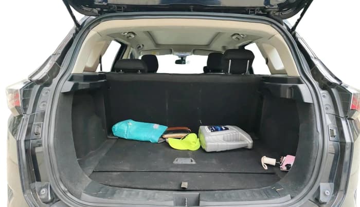 2022 Tata Harrier XTA PLUS 2.0L KRYOTEC DARK EDITION, Diesel, Automatic, 1,06,005 km, exterior