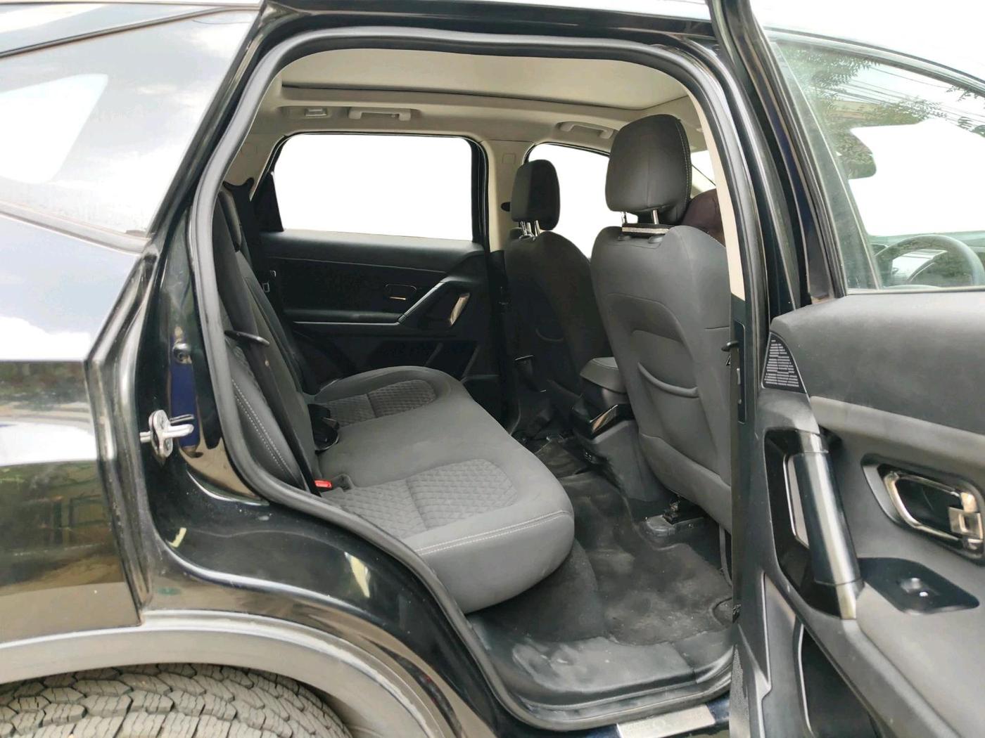 2022 Tata Harrier XTA PLUS 2.0L KRYOTEC DARK EDITION, Diesel, Automatic, 1,06,005 km, interior