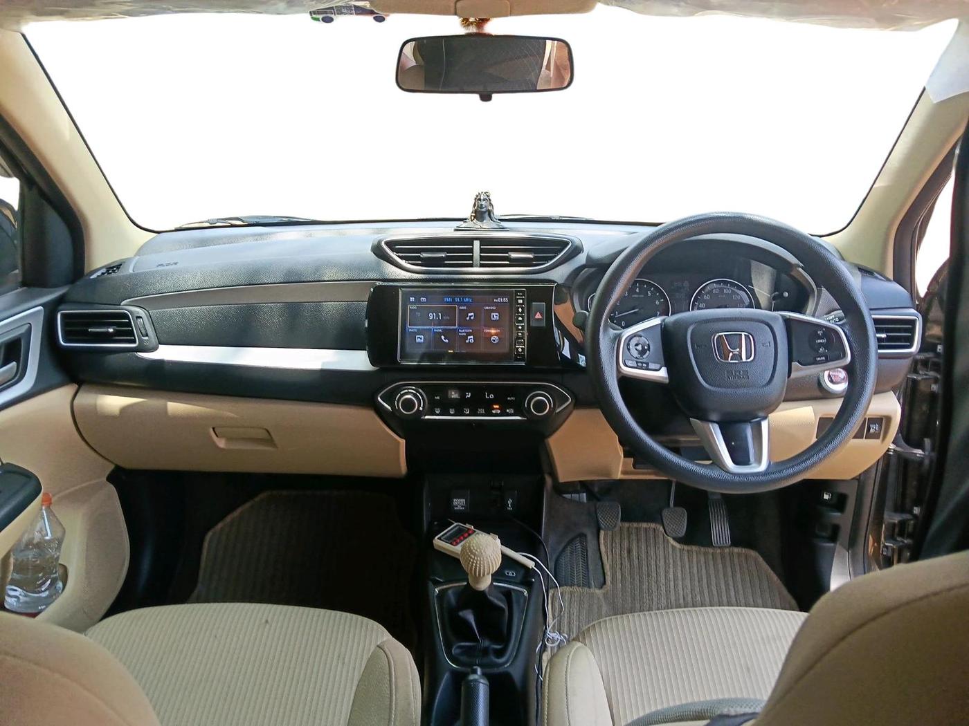 2024 Honda Amaze 1.2L I-VTEC VX, Petrol, Manual, 38,166 km, interior