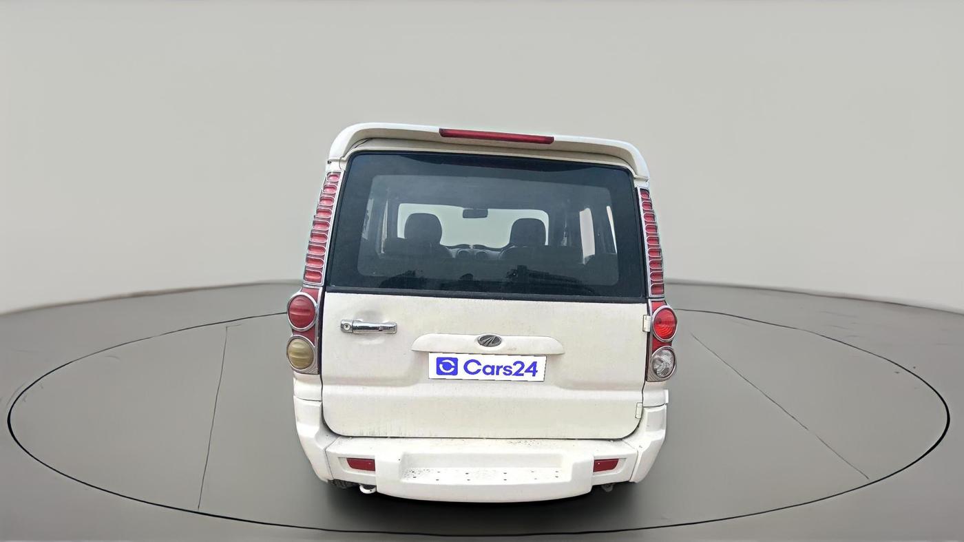 2013 Mahindra Scorpio EX M2DI, Diesel, Manual, 2,22,520 km, exterior