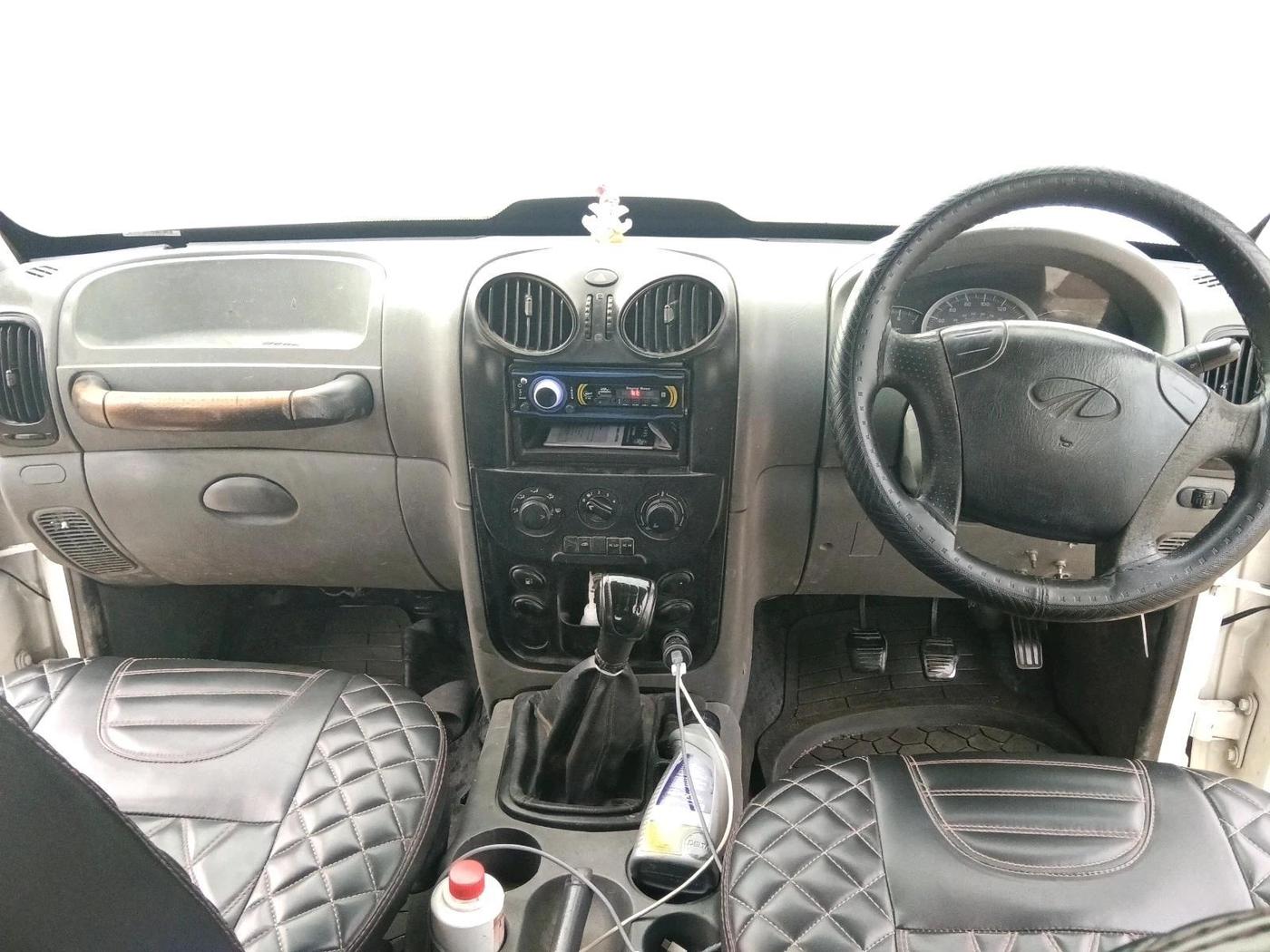 2013 Mahindra Scorpio EX M2DI, Diesel, Manual, 2,22,520 km, interior