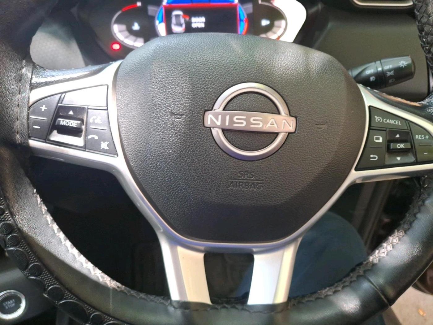 2022 Nissan MAGNITE XV PREMIUM DUAL TONE, Petrol, Manual, 26,115 km, interior