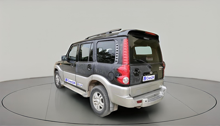 2011 Mahindra Scorpio VLX 2WD AT, Diesel, Automatic, 2,10,077 km, exterior