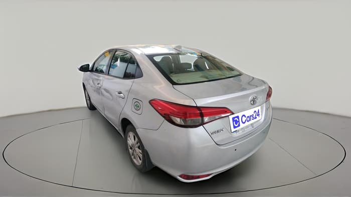 2018 Toyota YARIS V MT, Petrol, Manual, 73,206 km, exterior