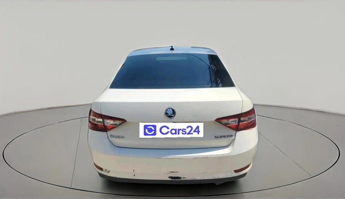 2016 Skoda Superb STYLE 1.8 TSI AT, Petrol, Automatic, 1,10,415 km, exterior