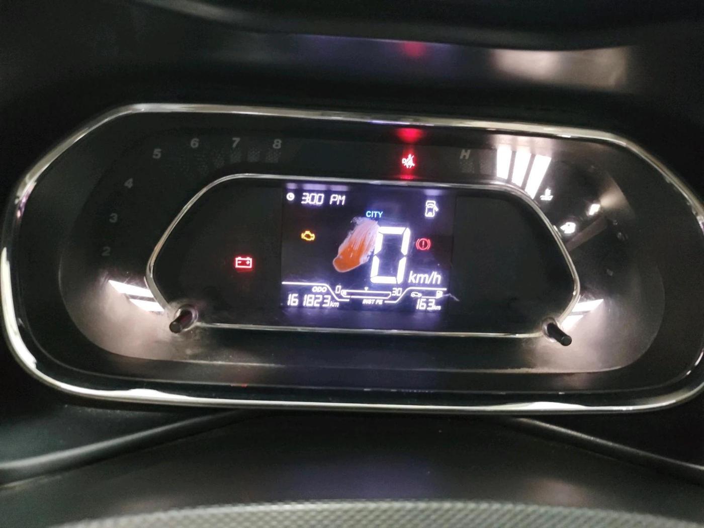 2021 Tata NEXON XZ PLUS DIESEL, Diesel, Manual, 1,61,823 km, interior