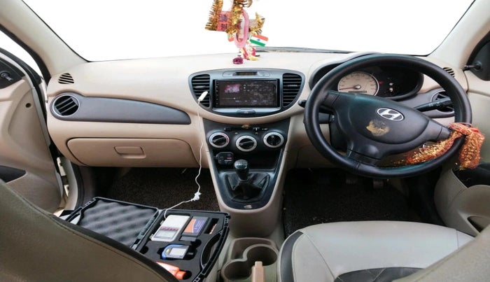2009 Hyundai i10 MAGNA 1.2, Petrol, Manual, 96,291 km, interior
