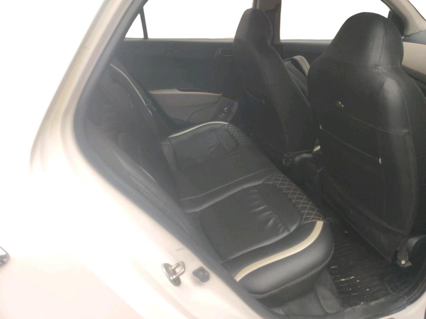 2018 Hyundai Grand i10 MAGNA U2 1.2 CRDI, Diesel, Manual, 63,769 km, interior