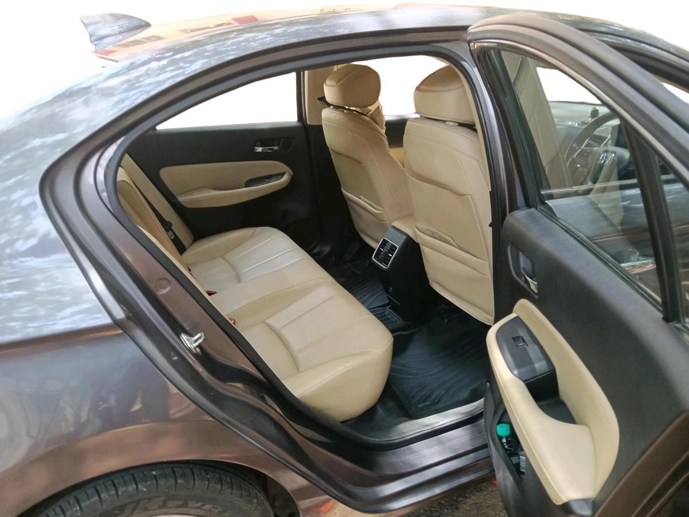 2021 Honda City 1.5L I-VTEC ZX CVT, Petrol, Automatic, 78,696 km, interior