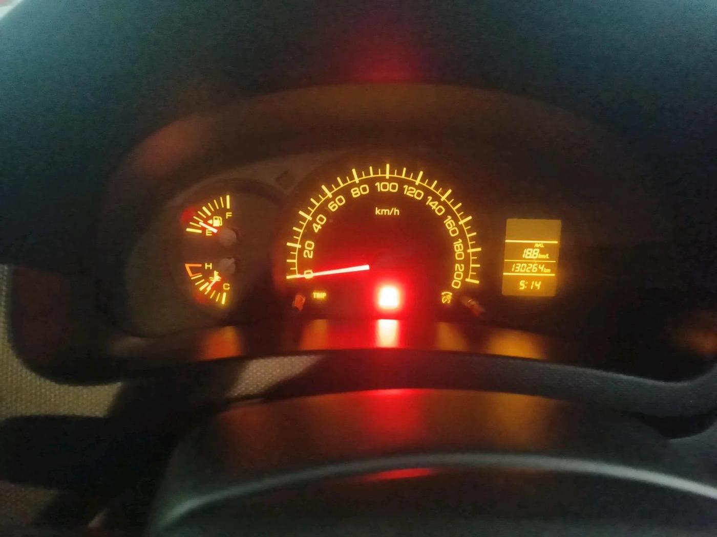 2011 Maruti Swift LXI, Petrol, Manual, 1,30,264 km, interior