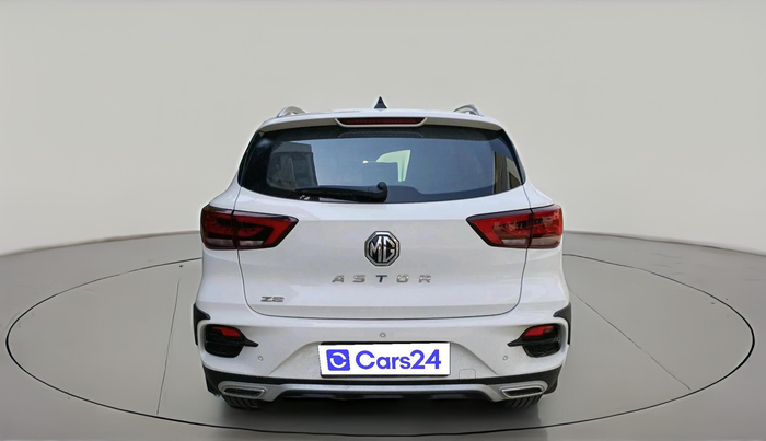 2025 MG ASTOR Select 1.5 MT (Ivory), Petrol, Manual, 6,651 km, exterior