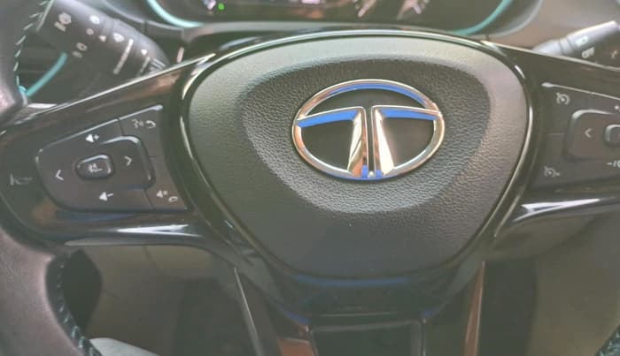 2022 Tata NEXON EV XZ PLUS LUX, Electric, Automatic, 72,358 km, interior