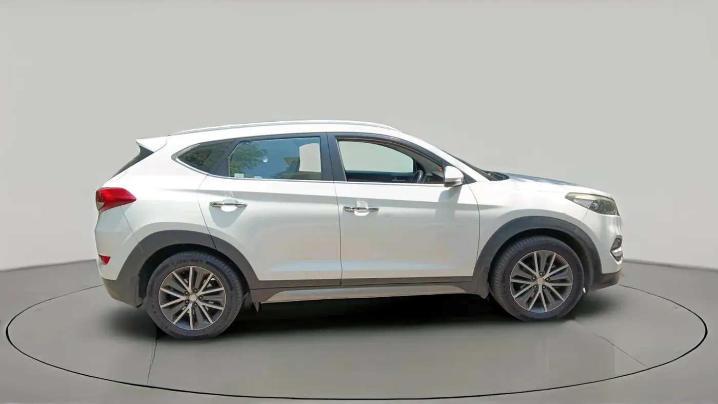 2017 Hyundai Tucson GLS 2WD AT DIESEL, Diesel, Automatic, 1,54,496 km, exterior
