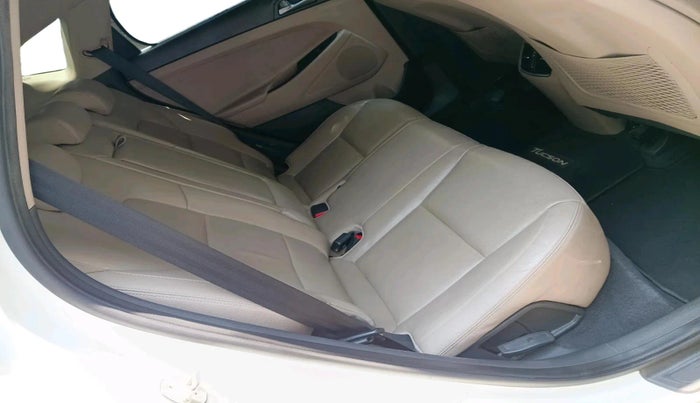 2017 Hyundai Tucson GLS 2WD AT DIESEL, Diesel, Automatic, 1,54,496 km, interior