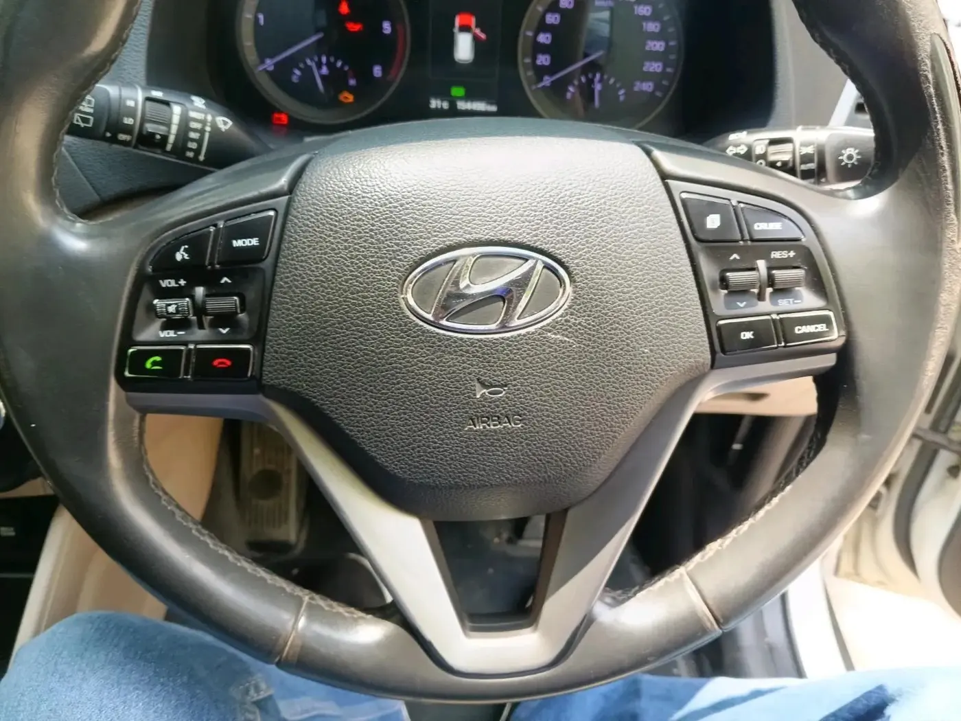 2017 Hyundai Tucson GLS 2WD AT DIESEL, Diesel, Automatic, 1,54,496 km, interior