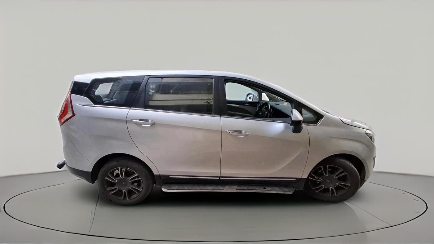 2018 Mahindra MARAZZO M8 7 STR, Diesel, Manual, 1,15,220 km, exterior