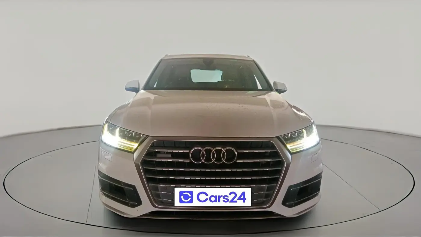 2017 Audi Q7 45 TDI QUATTRO PREMIUM PLUS, Diesel, Automatic, 1,40,951 km, exterior