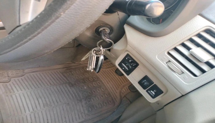 2009 Toyota Corolla Altis G PETROL, Petrol, Manual, 9,99,999 km, interior