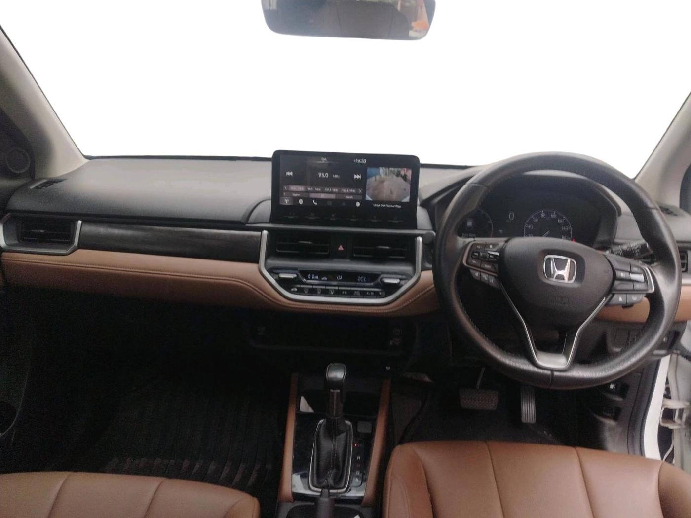 2023 Honda ELEVATE ZX CVT, Petrol, Automatic, 10,198 km, interior