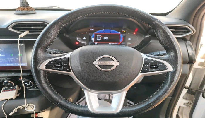 2021 Nissan MAGNITE XV PREMIUM, Petrol, Manual, 37,899 km, interior