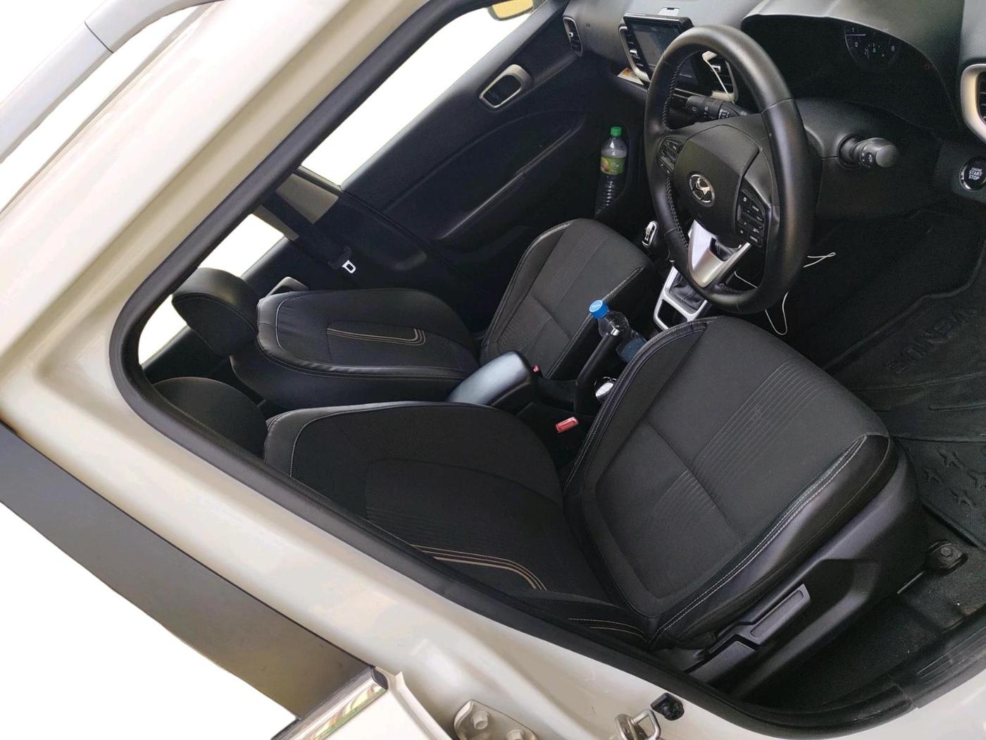 2019 Hyundai VENUE SX 1.0 TURBO, Petrol, Manual, 60,596 km, interior