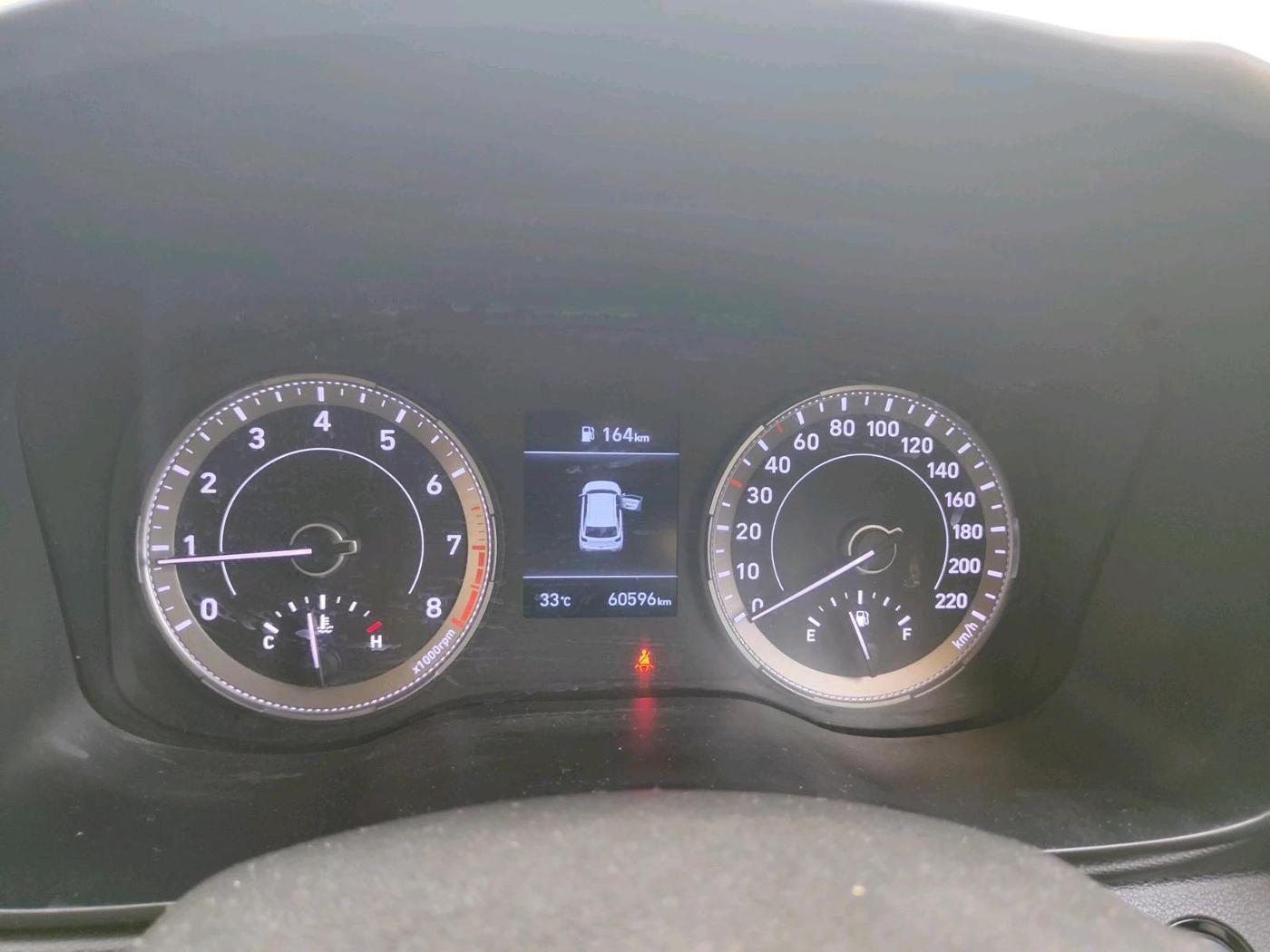 2019 Hyundai VENUE SX 1.0 TURBO, Petrol, Manual, 60,596 km, interior