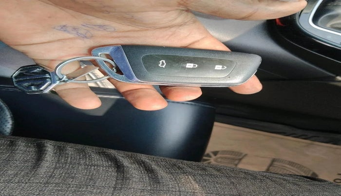 2022 MG HECTOR SHARP 1.5 PETROL CVT, Petrol, Automatic, 84,218 km, interior