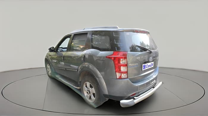 2015 Mahindra XUV500 W8, Diesel, Manual, 76,586 km, exterior