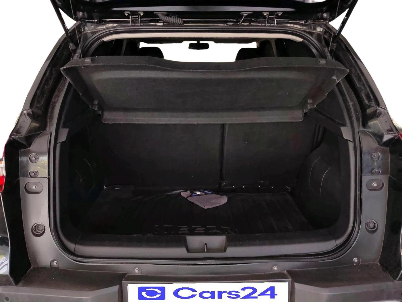 2024 Nissan MAGNITE XV PREMIUM TURBO CVT, Petrol, Automatic, 27,202 km, exterior
