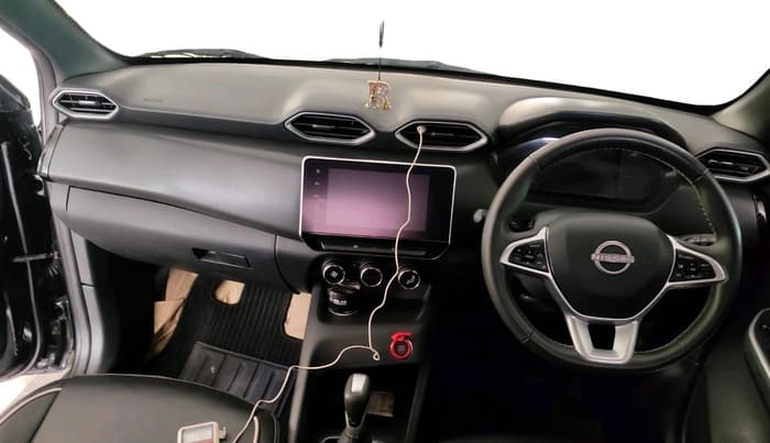 2024 Nissan MAGNITE XV PREMIUM TURBO CVT, Petrol, Automatic, 27,202 km, interior