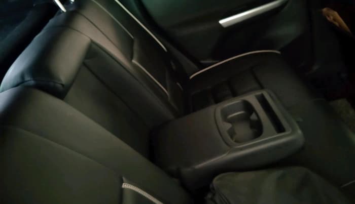 2024 Nissan MAGNITE XV PREMIUM TURBO CVT, Petrol, Automatic, 27,202 km, interior