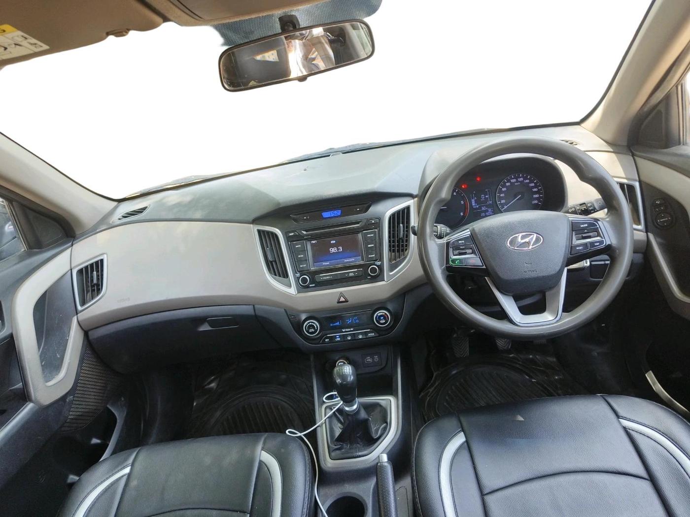 2016 Hyundai Creta SX 1.6 DIESEL, Diesel, Manual, 2,81,908 km, interior