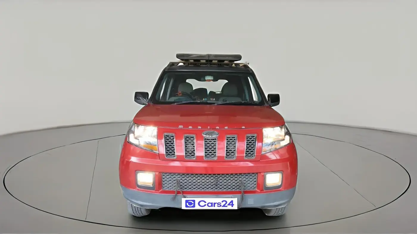 2017 Mahindra TUV300 T10, Diesel, Manual, 91,502 km, exterior