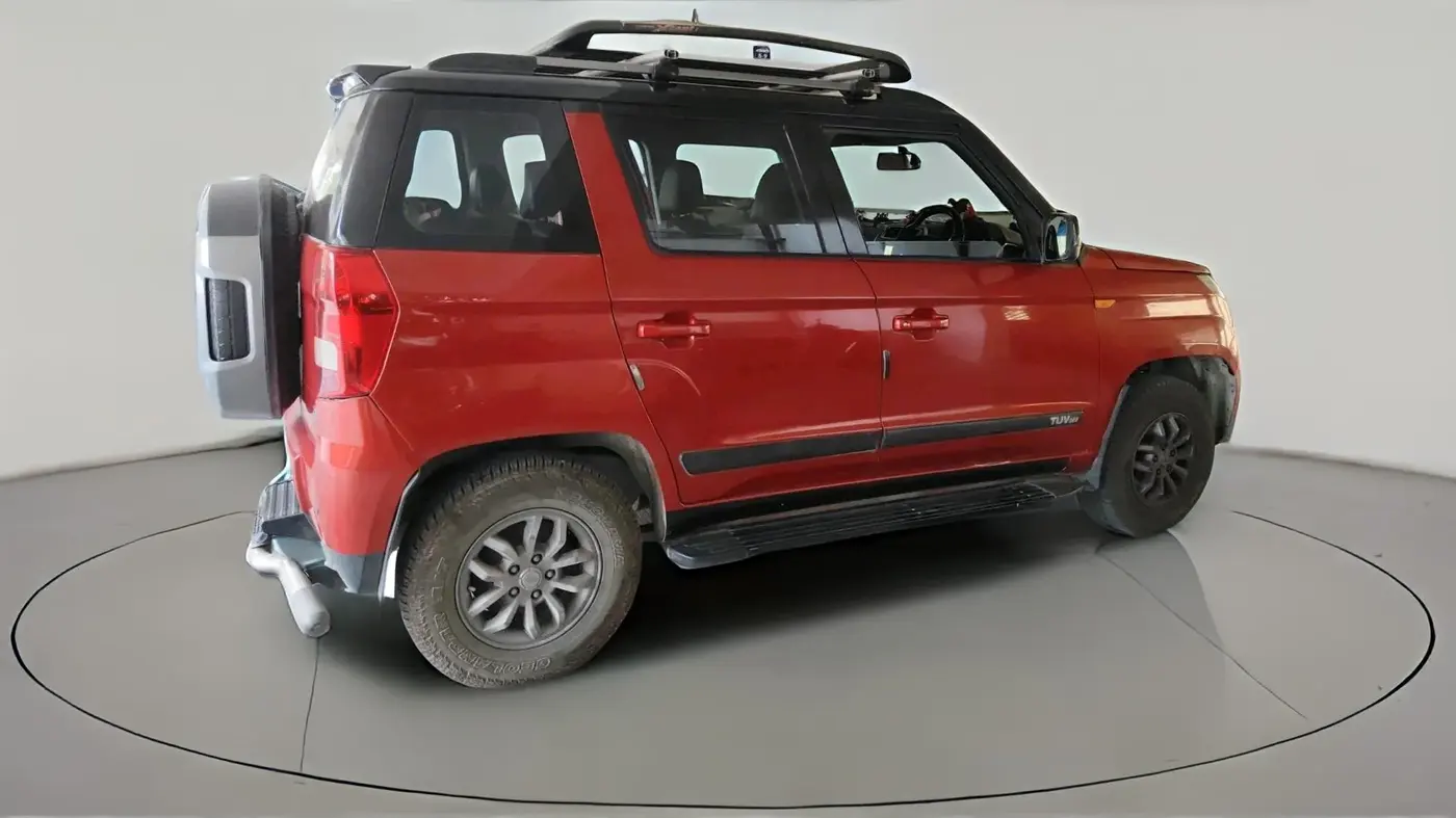 2017 Mahindra TUV300 T10, Diesel, Manual, 91,502 km, exterior