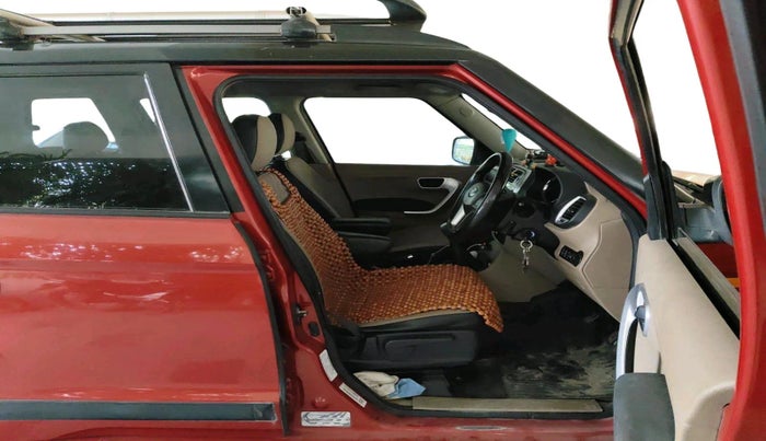 2017 Mahindra TUV300 T10, Diesel, Manual, 91,502 km, interior