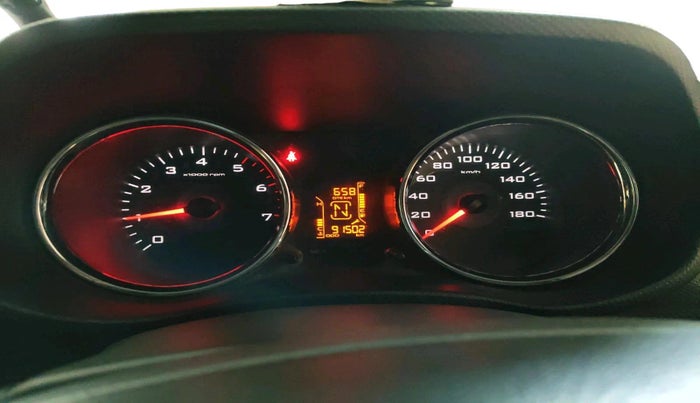 2017 Mahindra TUV300 T10, Diesel, Manual, 91,502 km, interior