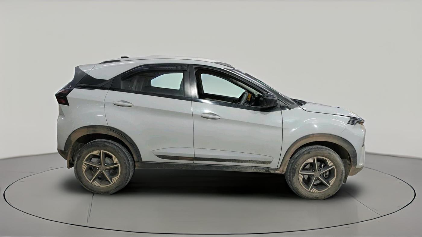 2025 Tata NEXON CREATIVE PLUS S 1.2 REVOTRON 6 MT, Petrol, Manual, 47,303 km, exterior
