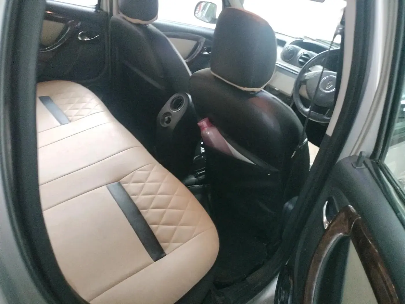 2013 Renault Duster 110 PS RXZ DIESEL, Diesel, Manual, 2,24,050 km, interior