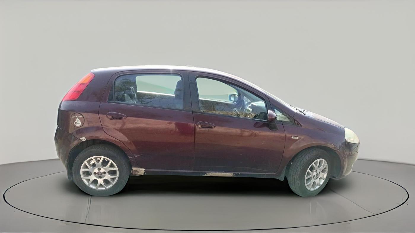 2011 Fiat Grand Punto EMOTION 1.3, Diesel, Manual, 1,00,000 km, exterior
