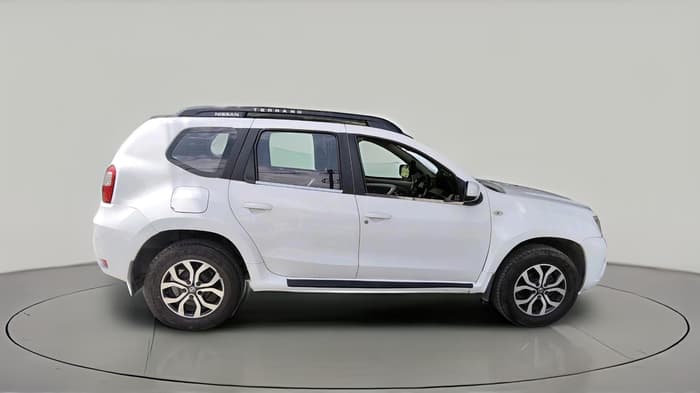 2015 Nissan Terrano XL D PLUS, Diesel, Manual, 91,777 km, exterior